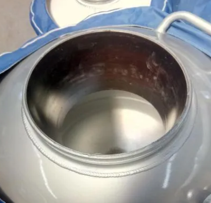 液氮罐內部 液氮罐內部