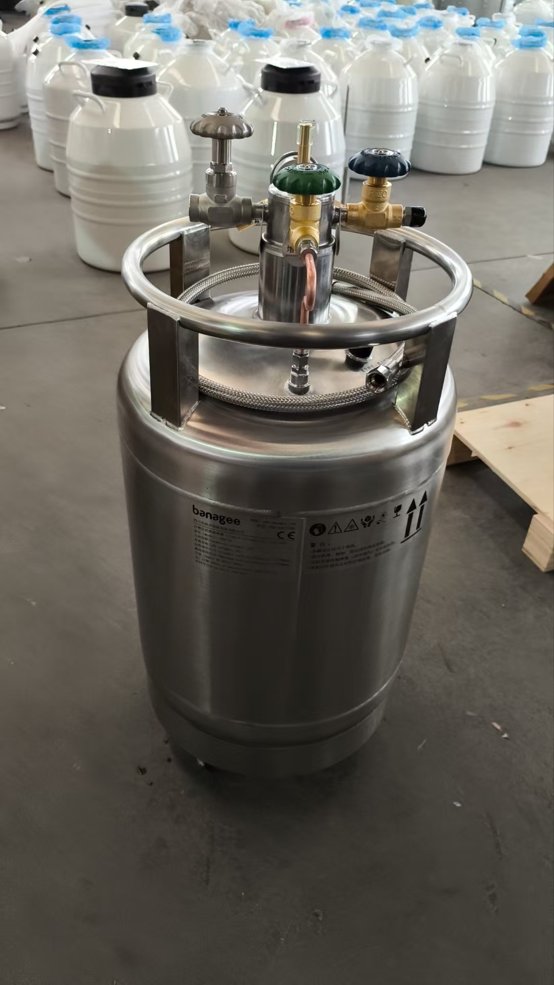 自增壓液氮罐 自增壓液氮罐